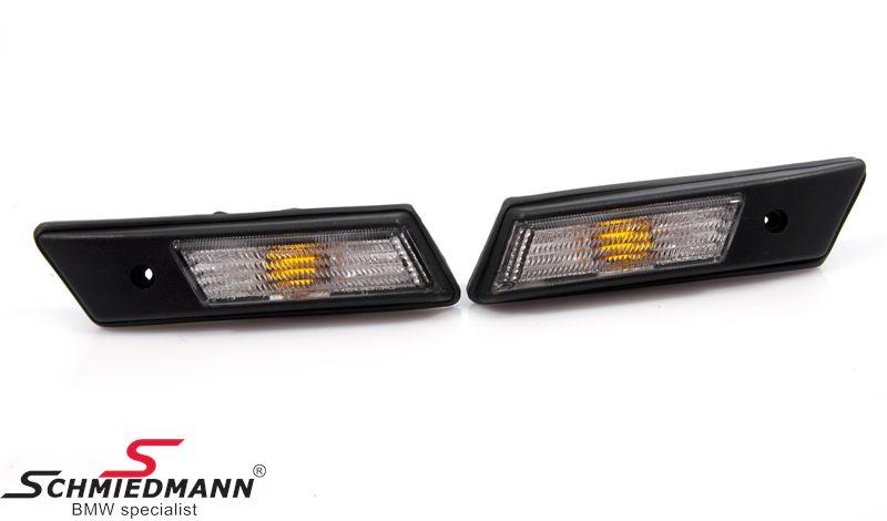 White sidemarkers for early model (1991-1995) — view 1